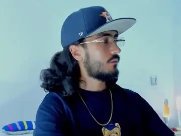 Chaturbate Live Sex Cam of david_johnson372