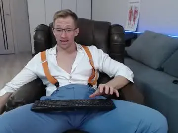 Chaturbate Watch Live Sex Cams of marc105100