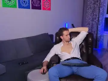 Chaturbate Live Sex of marc105100