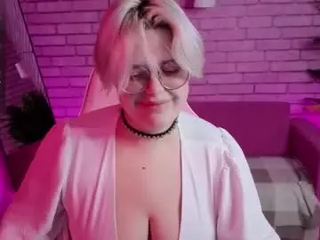 monikasweetie from chaturbate