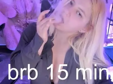 Chaturbate Live Sex Cam of diaangell