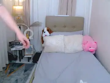 Chaturbate Live Sex Cam of leighcortesi