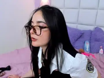 Chaturbate Live Porn of ashley_petit