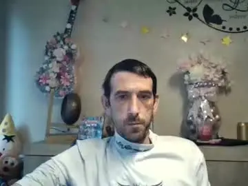 Chaturbate Live Sex Cam of belgianboy33