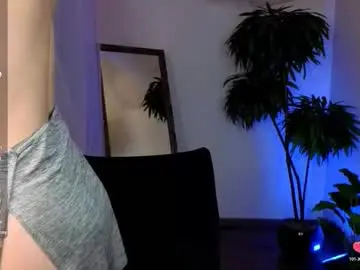 Chaturbate Free Porn Cam of kira_energy