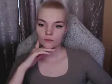 Chaturbate Watch Live Sex Cams of krisneal