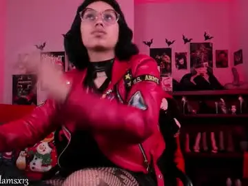 Chaturbate Sex Cam of lilith_deveraux_