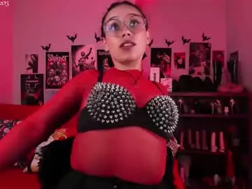 Chaturbate Sex Cam of lilith_deveraux_