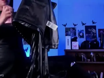 Chaturbate Live Sex Cam of lilith_deveraux_