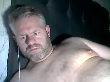 Chaturbate Sex Cam of 81jonnyx