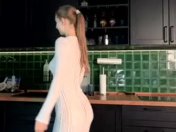 Chaturbate Live Sex Cam of solar_bella