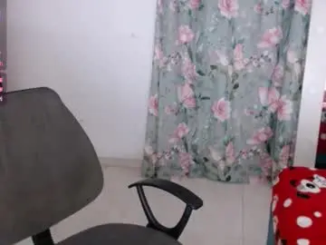 Chaturbate Live Sex Cam of victoria_milf06