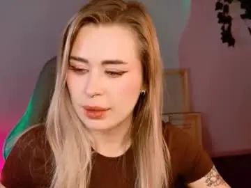 Chaturbate Sex Cam of adelloyss