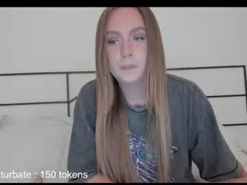 alexashowcum from chaturbate