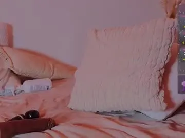 Chaturbate Live Sex Cam of alicebenette