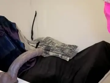 Chaturbate Live Porn of emliyjamesmjb