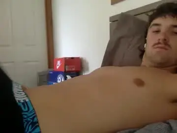 Chaturbate Live Sex Cam of hornyboi186