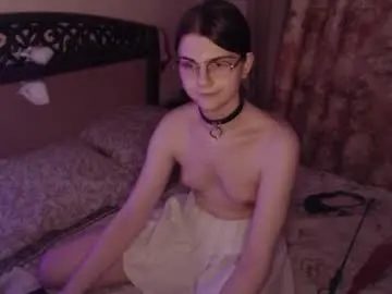 Chaturbate Adult Webcams of peralez_f