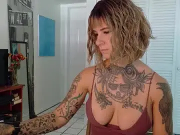 Chaturbate Sex Cam of tattooed_natalia