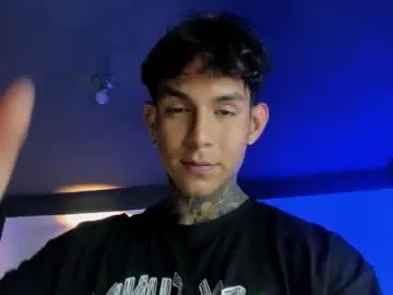 Chaturbate Free Live Porn of travistanner28