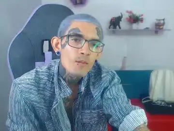 Chaturbate Live Porn of boy_tatto77
