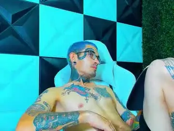 Chaturbate Live Sex Cam of boy_tatto77