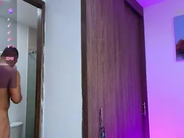 Chaturbate Live Sex Cam of brayaanfit