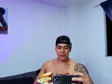 Chaturbate Watch Live Sex Cams of brayaanfit