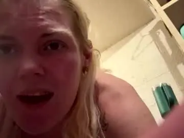 Chaturbate Live Sex Cam of dickeddownsouth