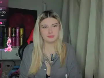 Chaturbate Best live sex cam show of lilhornyprincess