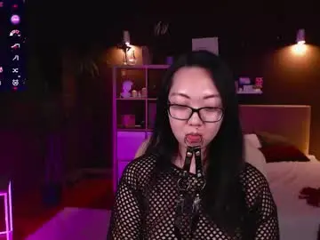 Chaturbate Sex Cam of marine_vact