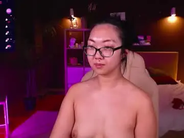 Chaturbate Live Porn of marine_vact