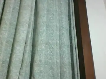 Chaturbate Live Sex Cam of precious_g1