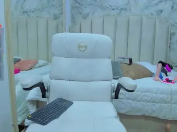 Chaturbate Adult Webcam of shantal_thompson21