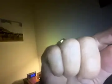 Chaturbate Nude Webcam of bedroomeyes22