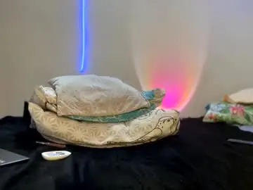 clarentz_baileys from chaturbate