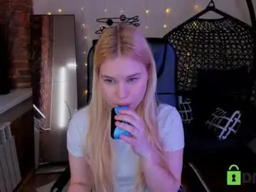 sweetie_mi from chaturbate