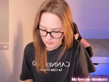 Chaturbate Live Sex of ami_amour_