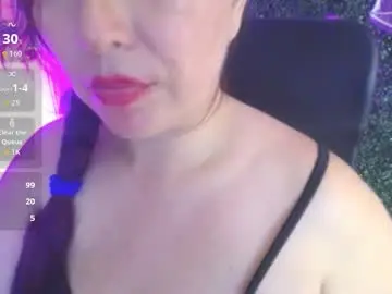 Chaturbate Live Sex Cam of evelyn_mature19