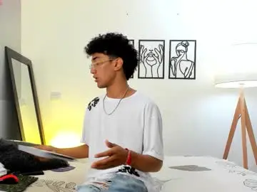 harrytwink18 from chaturbate