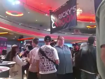 Chaturbate Live Sex Cam of jasonsweets