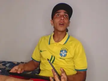 Chaturbate Free Porn Cam of monkey_uchiha77