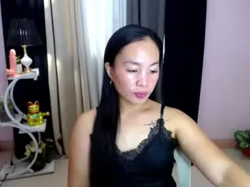 Chaturbate Adult Video Chat of ur_sexy_mommy