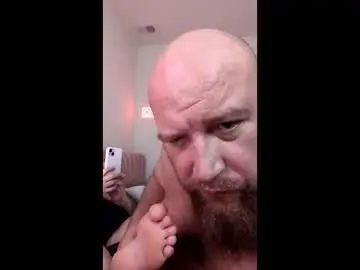 Chaturbate Live Sex Cam of bigbear4cuddles