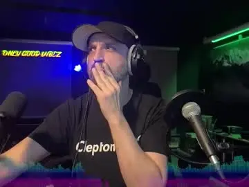 Chaturbate Adult Video Chat of splivke