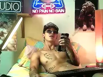Chaturbate Free Porn Cam of yeisoncastellanos1999