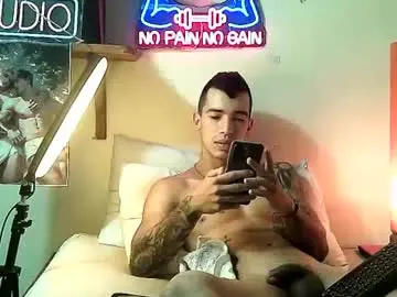 Chaturbate Sex Cam of yeisoncastellanos1999