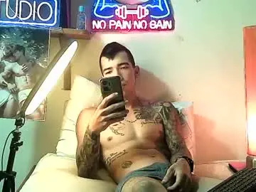 Chaturbate Watch Live Sex Cams of yeisoncastellanos1999