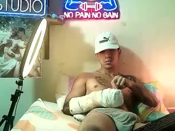 Chaturbate Sex Cam of yeisoncastellanos1999