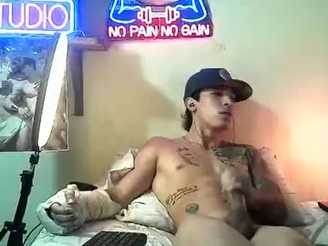 Chaturbate Best live sex cam show of yeisoncastellanos1999